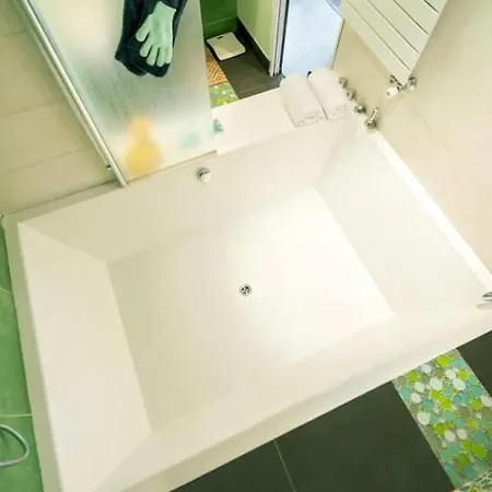 Guestready - Part Dieu Parisian Base Apartament